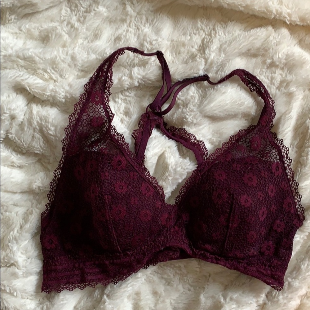 VICTORIA SECRET cross back lace brallette